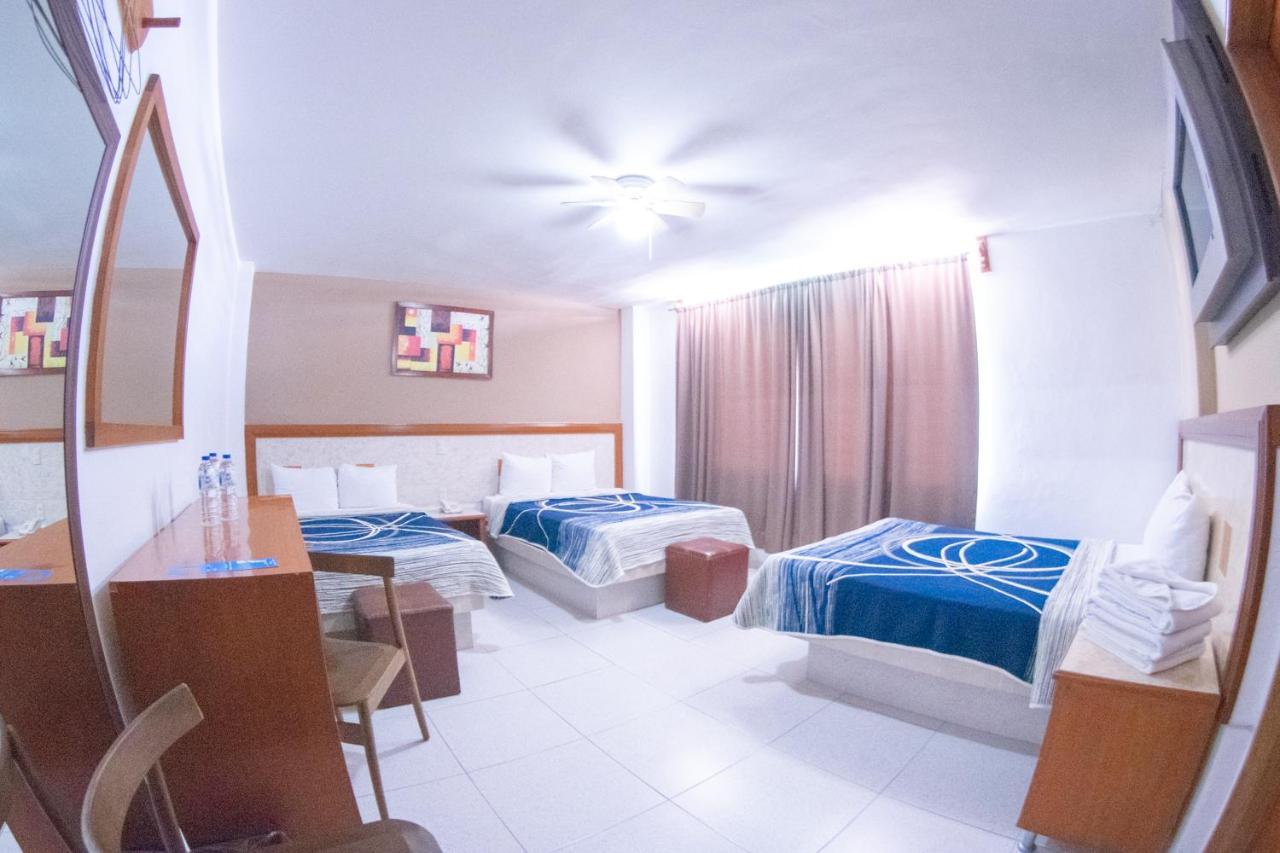 Hotel Niza Zona Piel Leon Ngoại thất bức ảnh