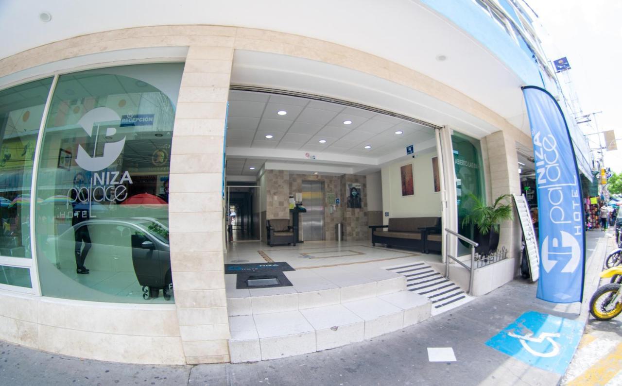 Hotel Niza Zona Piel Leon Ngoại thất bức ảnh